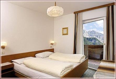 Garni Sayonara Hotel Селва ди Вал Гардена Стая снимка